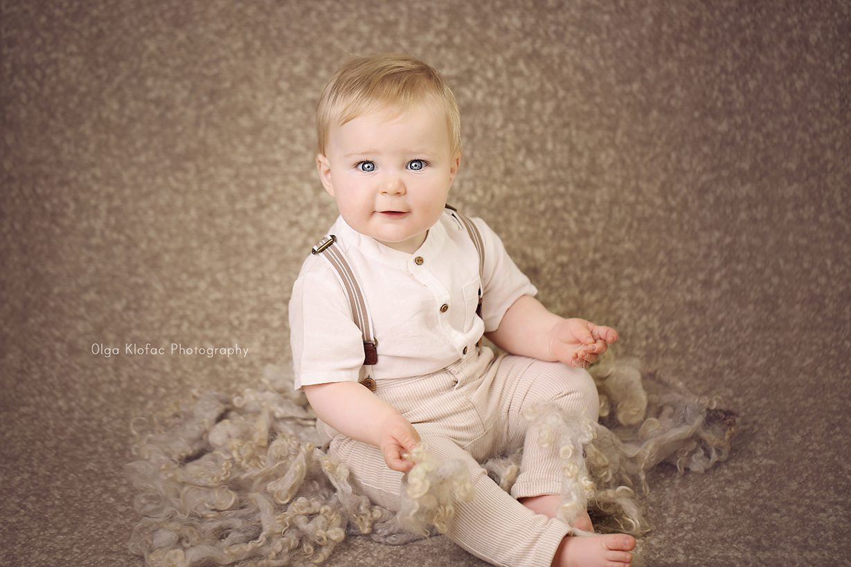 professional photograph of baby boy by Olga Klofac Photography Mayo
