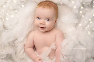 Olga Klofac Photography Christmas Cherub mini session for babies
